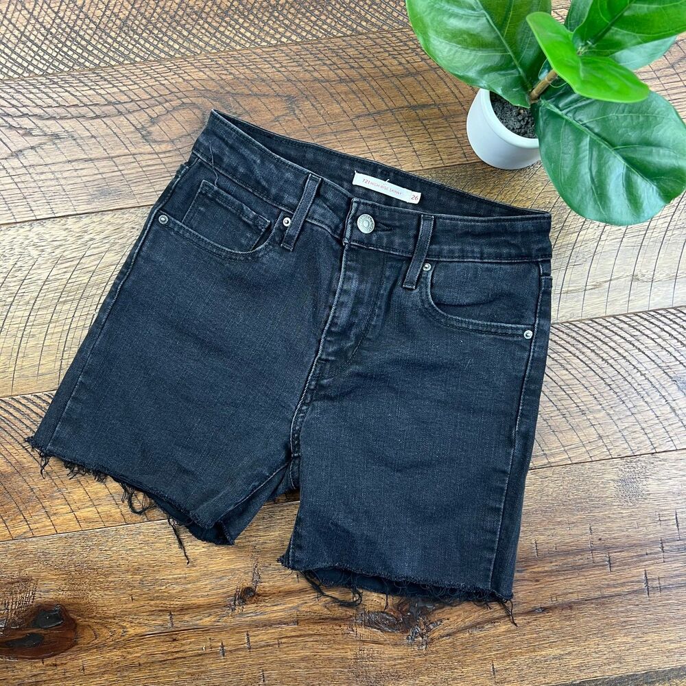 LEVI STRAUSS & CO 26 high rise skinny 721 cutoff shorts black jorts